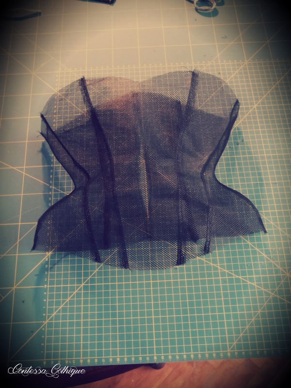 Contessa Gothique on X: Mesh corset with a fan lacing. Made for  @DominaCarmen #corset #fanlacing #contessagothique #fetish #underbust   / X